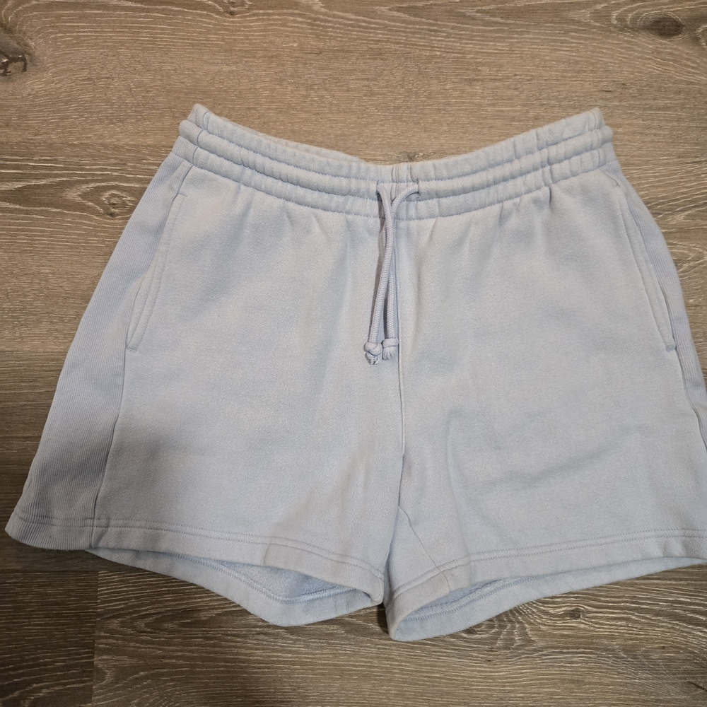Tna Women's Sweatfleece Shorts in Soft Blue